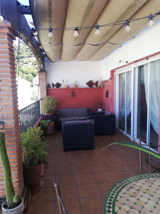 Comfortable Single Bluing Room B&B Granada Exteriér fotografie